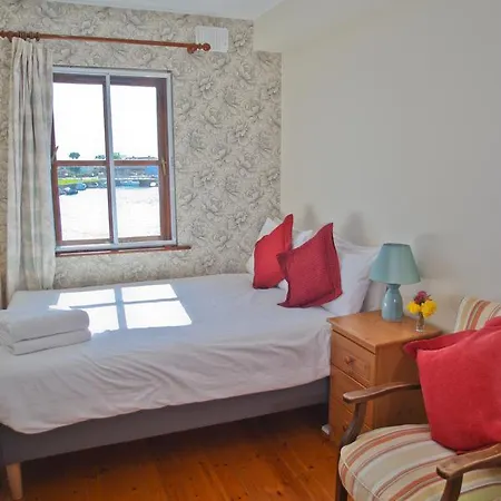 The Herons Rest Townhouse بيت للعطل