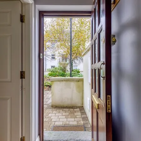 The Herons Rest Townhouse * Galway