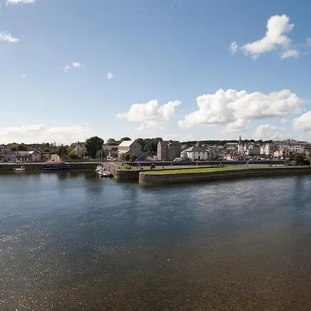 Nyaraló The Herons Rest Townhouse *